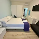 Lucania Azzurra Apartment, Elegante E Confortevole, Con Metro M3 Sotto Casa, Collegamento Diretto A Duomo Di E Stazione 아파트 밀라노