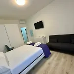 Lucania Azzurra Apartment, Elegante E Confortevole, Con Metro M3 Sotto Casa, Collegamento Diretto A Duomo Di E Stazione 아파트