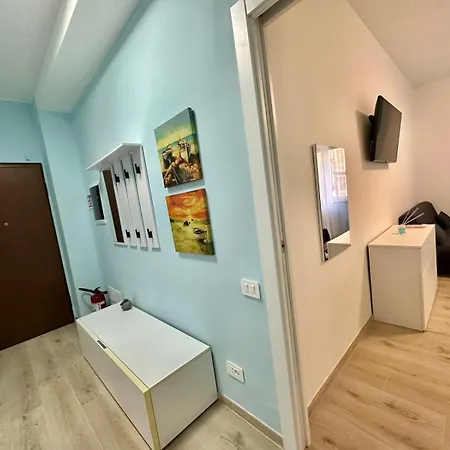 Lucania Azzurra Apartment, Elegante E Confortevole, Con Metro M3 Sotto Casa, Collegamento Diretto A Duomo Di E Stazione Milano