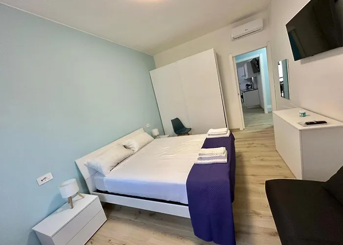 Lucania Azzurra Apartment, Elegante E Confortevole, Con Metro M3 Sotto Casa, Collegamento Diretto A Duomo Di E Stazione Milán