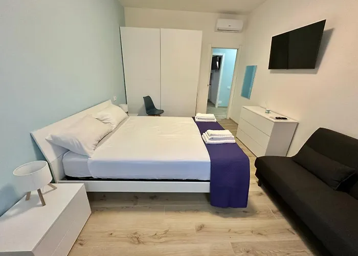 Lucania Azzurra Apartment, Elegante E Confortevole, Con Metro M3 Sotto Casa, Collegamento Diretto A Duomo Di E Stazione Apartmán Milán