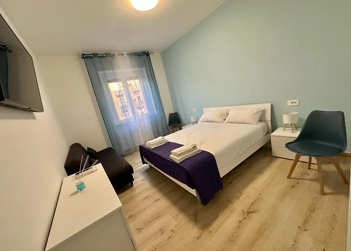 Lucania Azzurra Apartment, Elegante E Confortevole, Con Metro M3 Sotto Casa, Collegamento Diretto A Duomo Di E Stazione * Milán