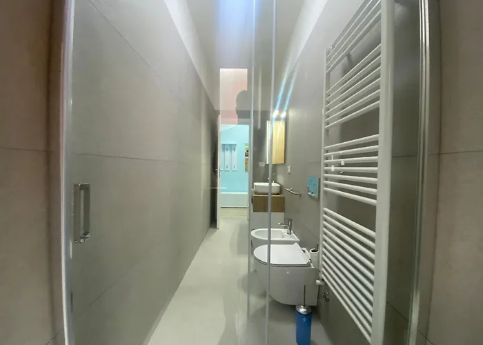 Lucania Azzurra Apartment, Elegante E Confortevole, Con Metro M3 Sotto Casa, Collegamento Diretto A Duomo Di E Stazione Apartmán *