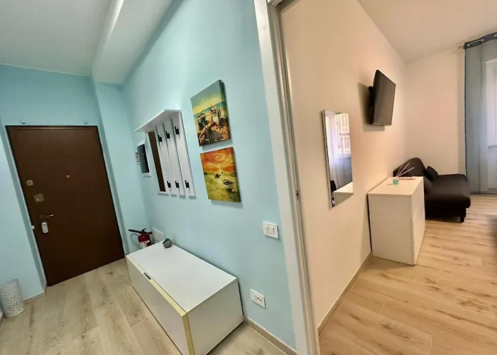 Lucania Azzurra Apartment, Elegante E Confortevole, Con Metro M3 Sotto Casa, Collegamento Diretto A Duomo Di E Stazione Milán